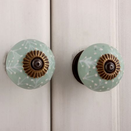 Sage Green White Leaf Knob